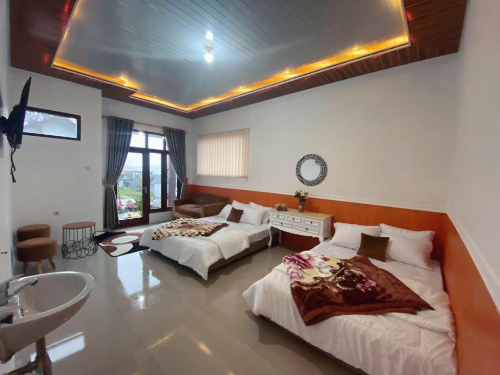 Villa Madinna Dieng Diyeng Exterior foto